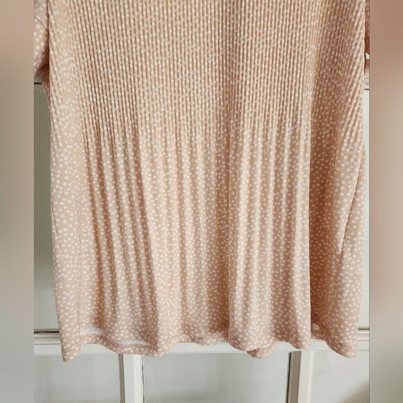 Adrianna Papell Elegant Ruffle Blouse - Picture 2 of 12